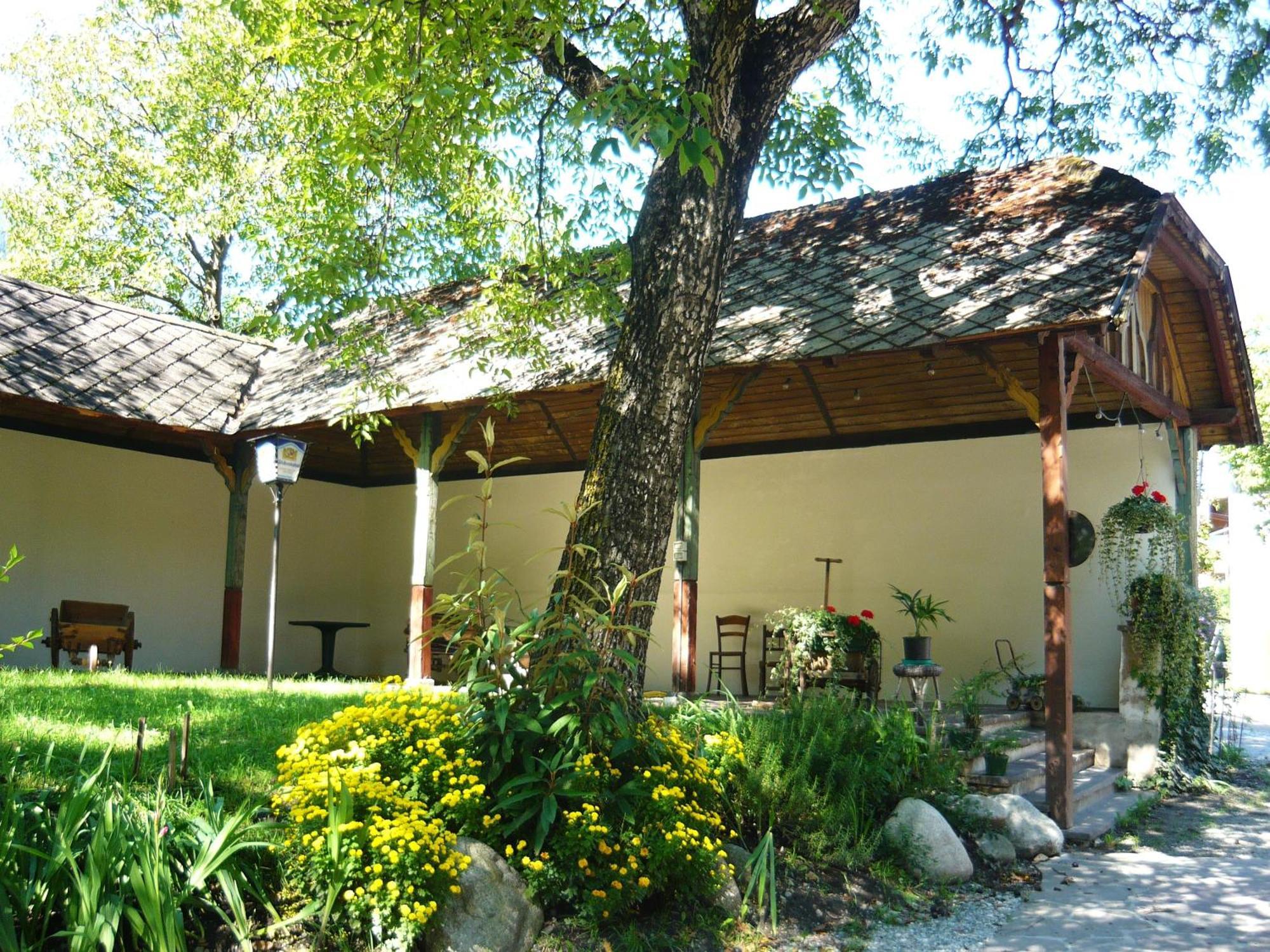 Gasthof Goldenes Lamm Vahrn Kültér fotó